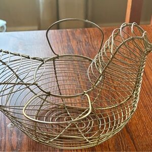 Wire Chicken-Shaped Egg Basket